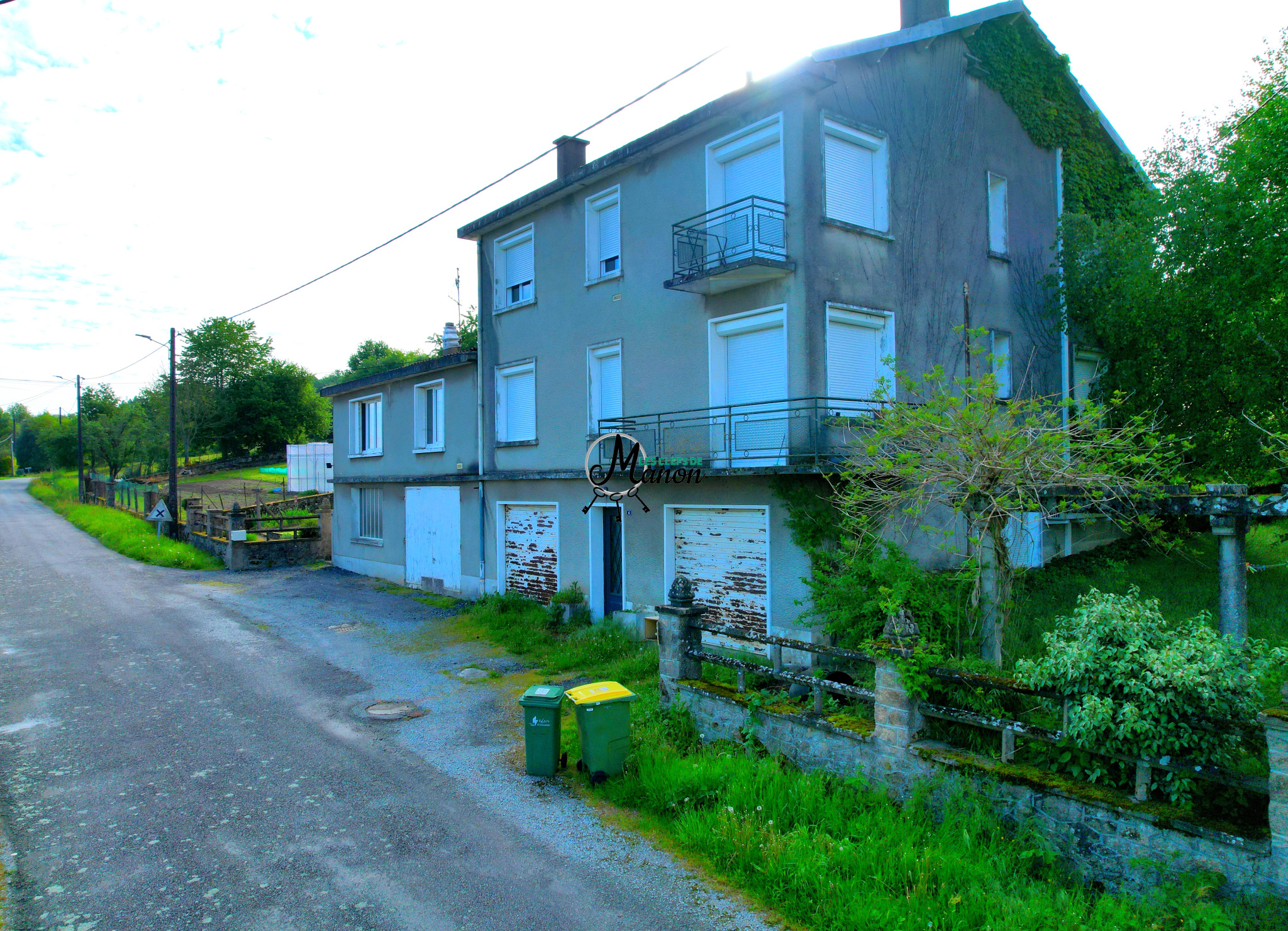 Maison 4 chambres + deuxième maison louée à BESSINES SUR GAR