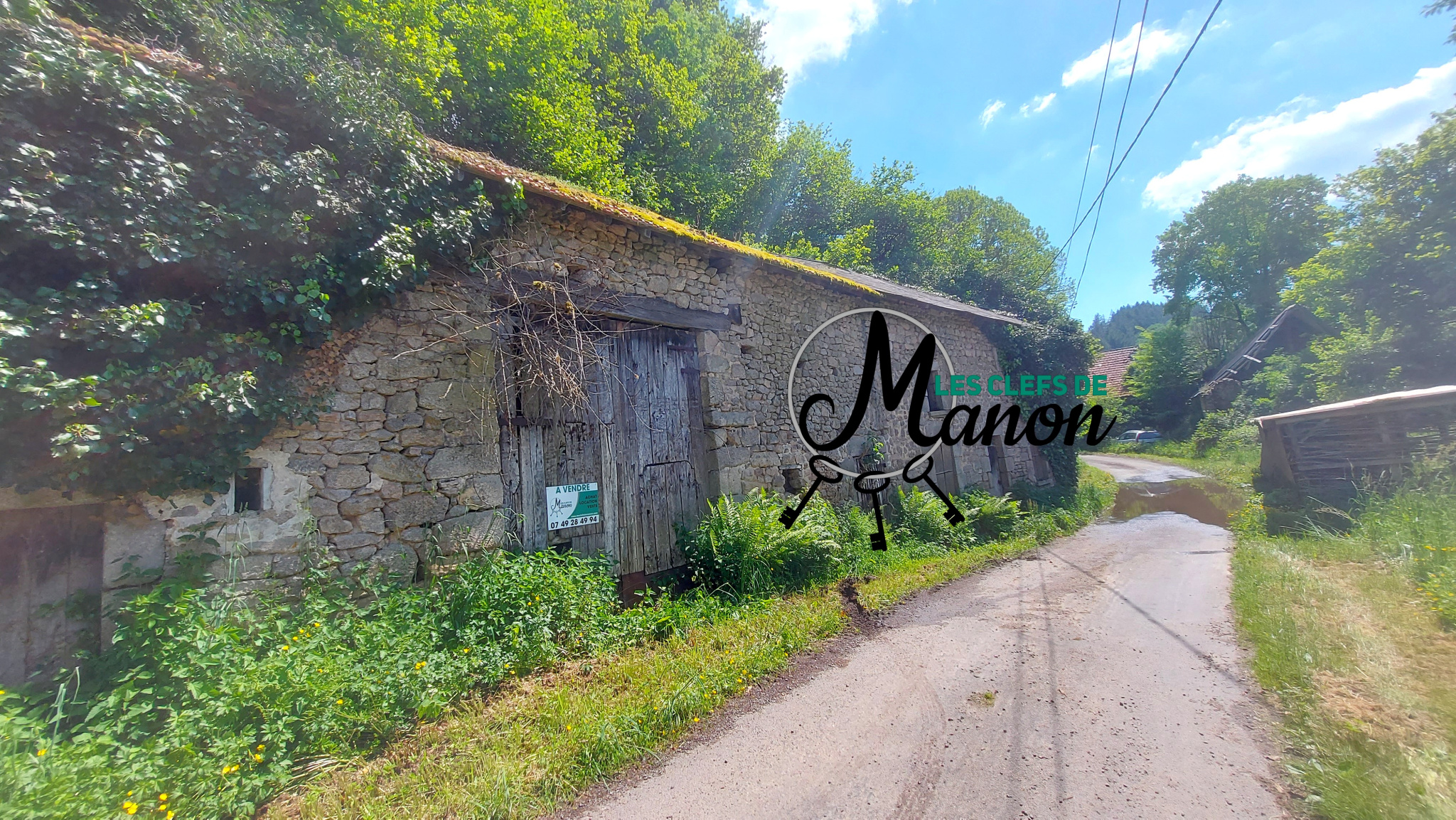 STONE PROPERTY COMPLEX TO BE COMPLETELY RENOVATED - LAURIERE